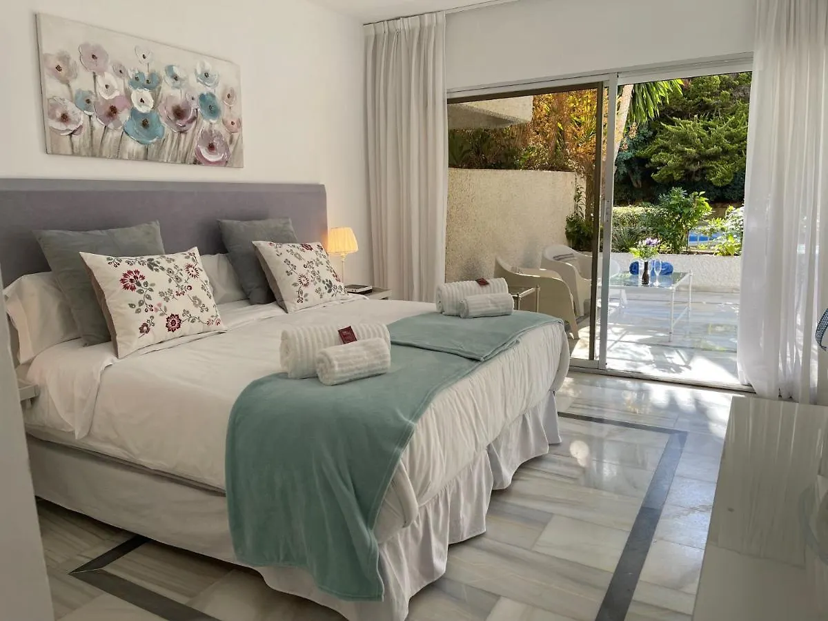 Apartamento Planta Jardin Con Gran Terraza, Soleado 132 Marbella