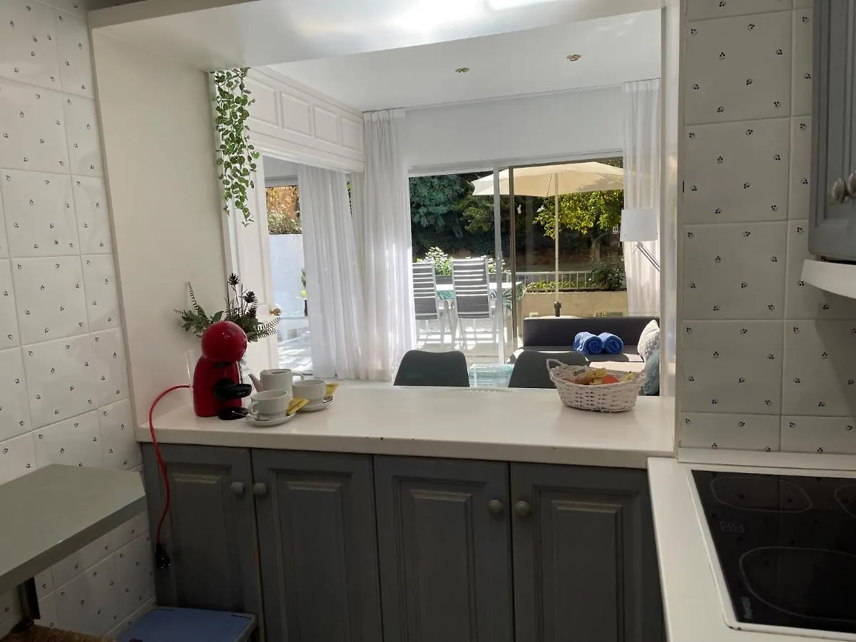 Apartamento Planta Jardin Con Gran Terraza, Soleado 132 Marbella