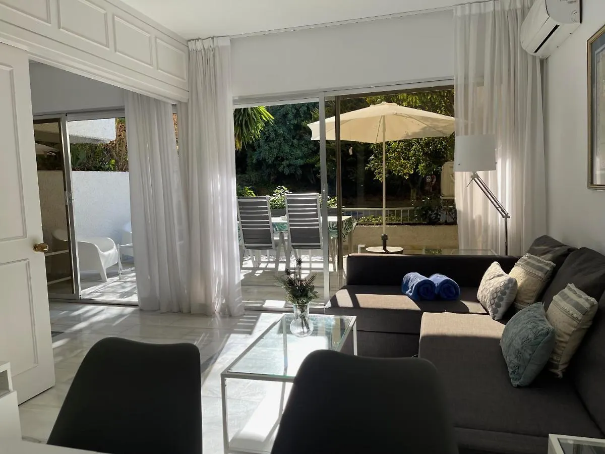 Apartment Apartamento Planta Jardin Con Gran Terraza, Soleado 132 Marbella