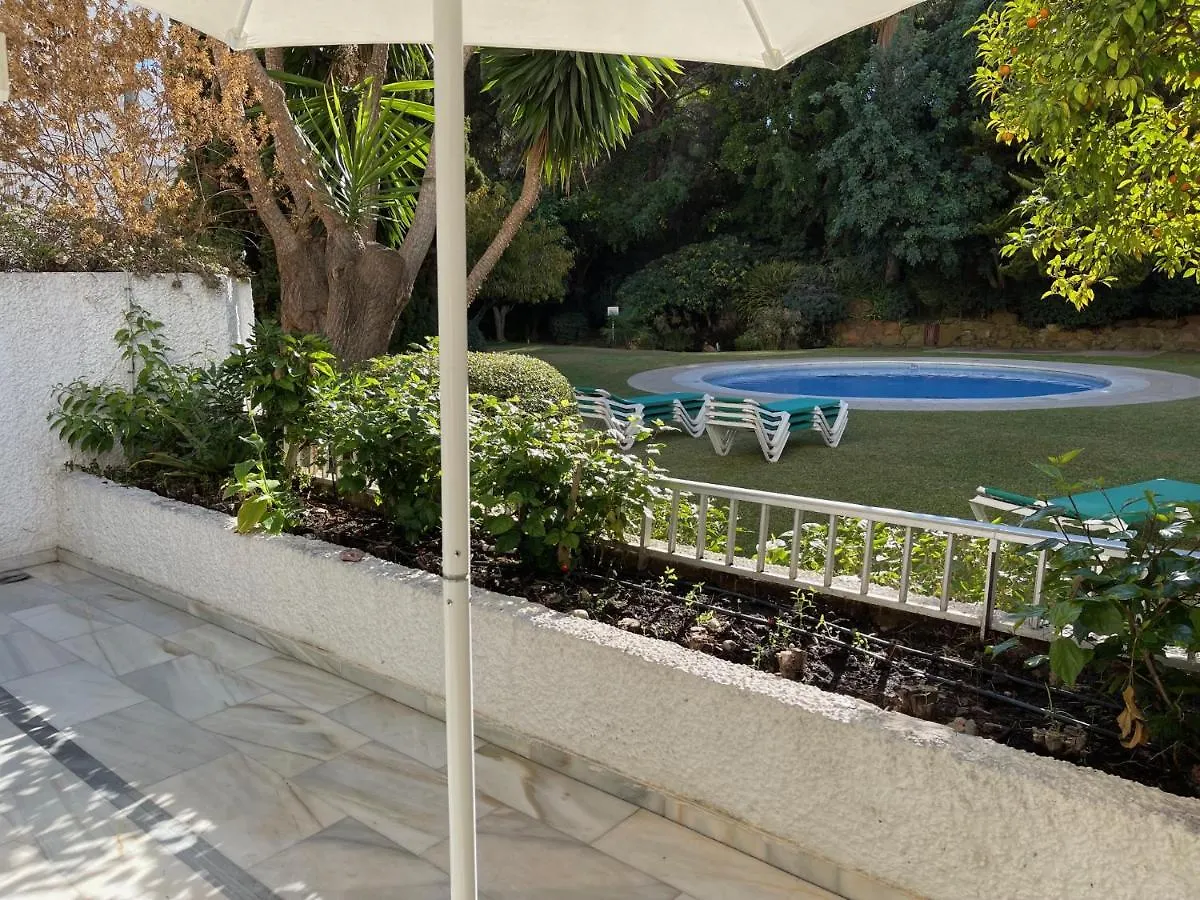 Apartamento Planta Jardin Con Gran Terraza, Soleado 132 Marbella