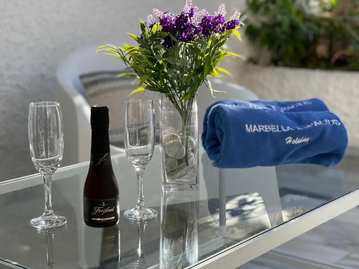 Apartment Apartamento Planta Jardin Con Gran Terraza, Soleado 132 Marbella