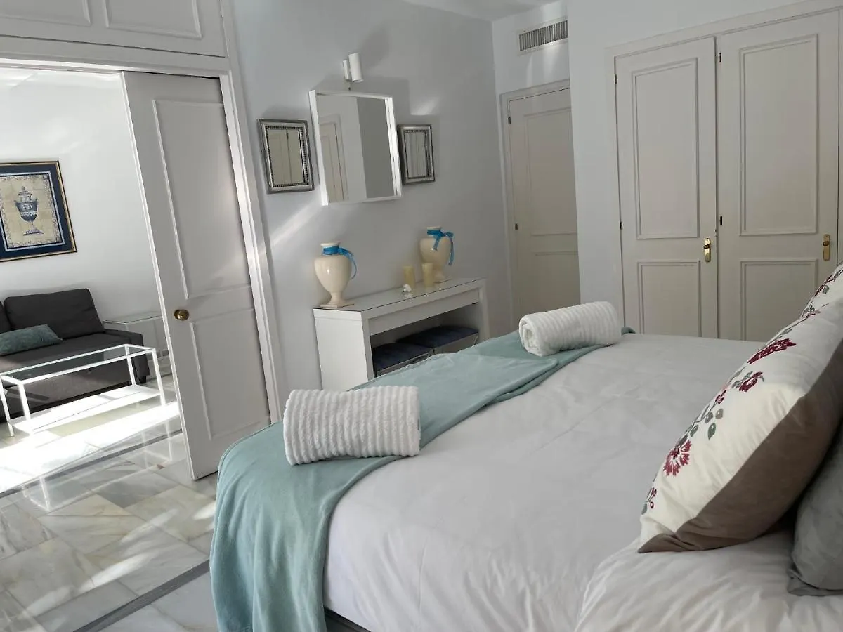 Apartamento Planta Jardin Con Gran Terraza, Soleado 132 Marbella Spain