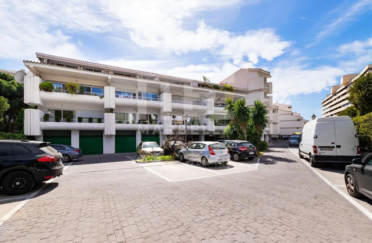 Apartment Apartamento Planta Jardin Con Gran Terraza, Soleado 132 Marbella