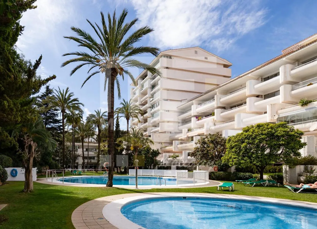 Apartamento Planta Jardin Con Gran Terraza, Soleado 132 Marbella 0*,